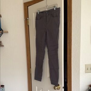 Prana Gray Skinny Pants Versatile Everyday Wear